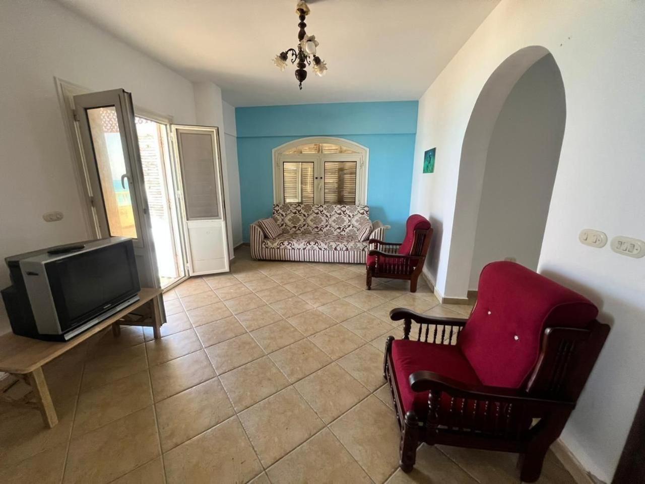 Beachfront Chalet in Green Beach, North Coast Villa El Alamein Kamer foto