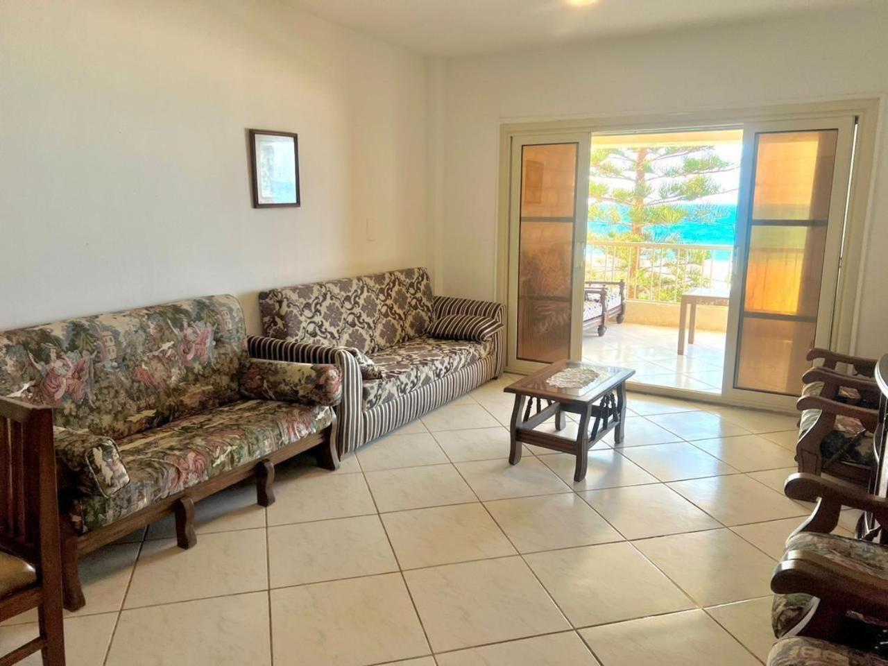 Beachfront Chalet in Green Beach, North Coast Villa El Alamein Kamer foto