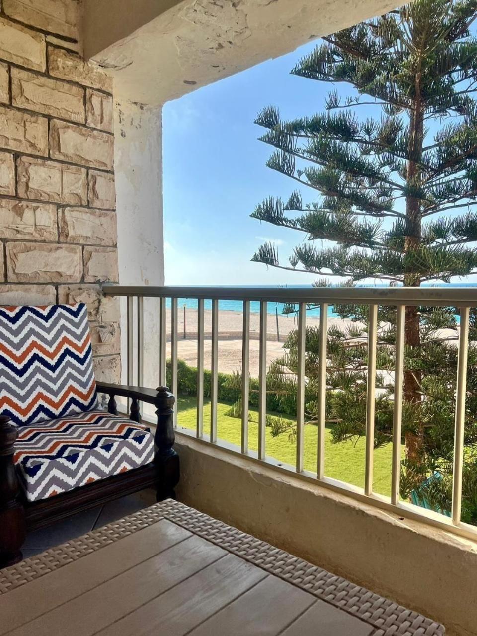 Beachfront Chalet in Green Beach, North Coast Villa El Alamein Buitenkant foto