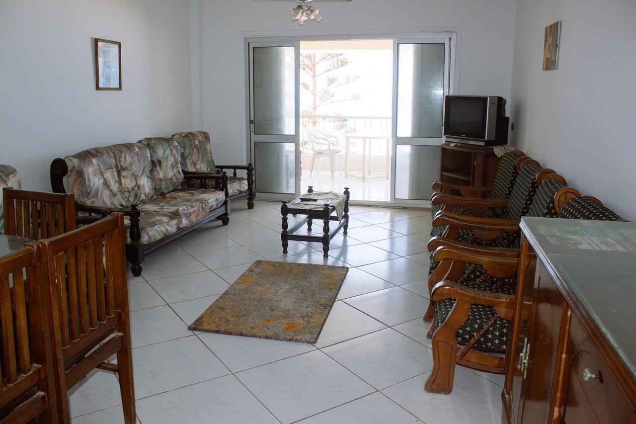 Beachfront Chalet in Green Beach, North Coast Villa El Alamein Buitenkant foto